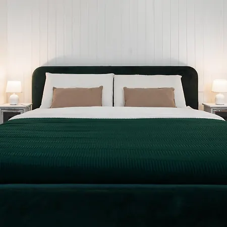 Classbnb - Designer Lofts On The Lower Ground Floor